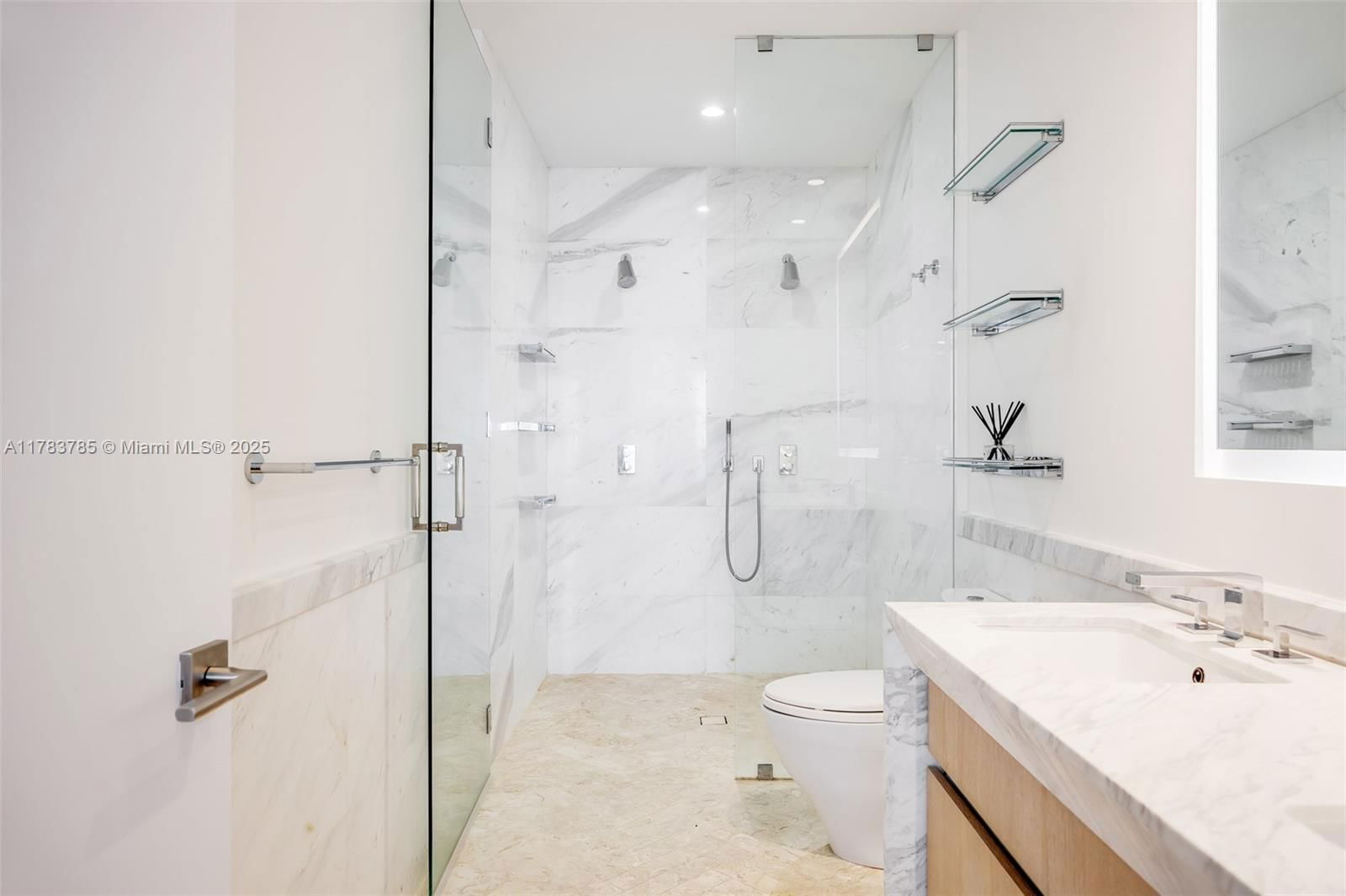 Real estate property located at 2831 Bayshore Dr #1902, Miami-dade, Club Residences At Park G, Coconut Grove, FL