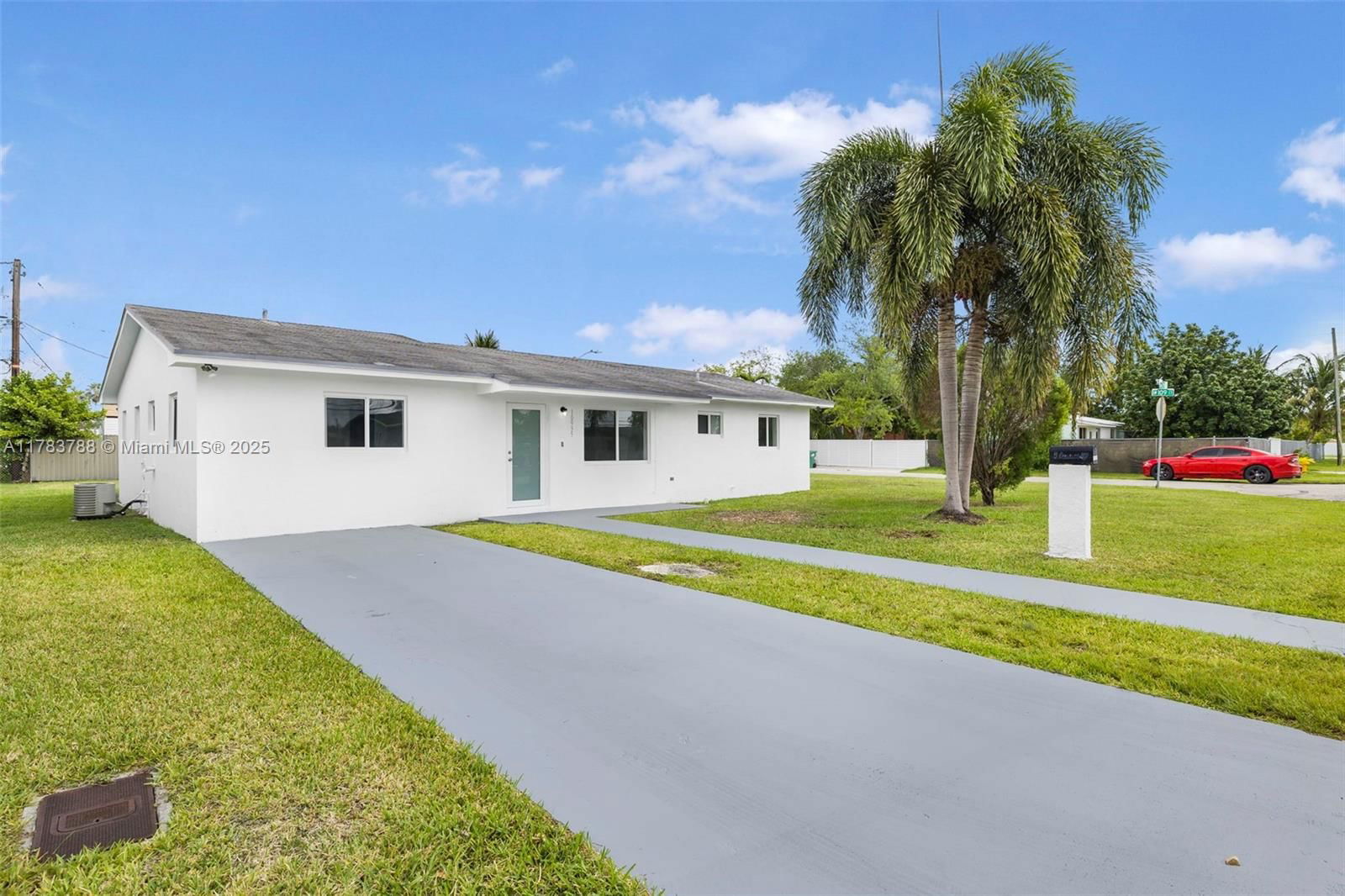 Real estate property located at 10935 217th Ter, Miami-dade, Lincoln City Sec A, Miami, FL