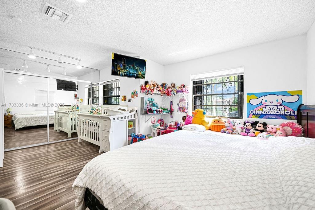 Real estate property located at 5080 5th Ave, Miami-dade, Bonnie Bruce Park, Hialeah, FL