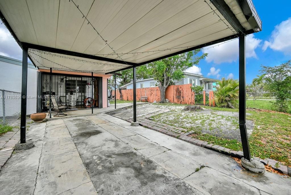 Real estate property located at 5080 5th Ave, Miami-dade, Bonnie Bruce Park, Hialeah, FL