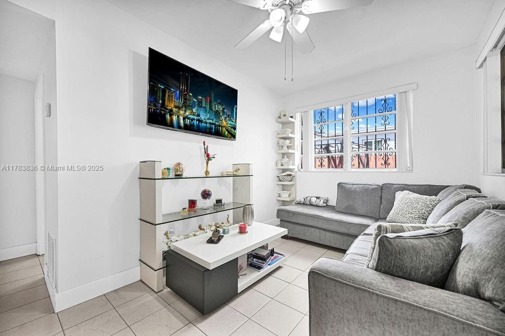 Real estate property located at 5080 5th Ave, Miami-dade, Bonnie Bruce Park, Hialeah, FL