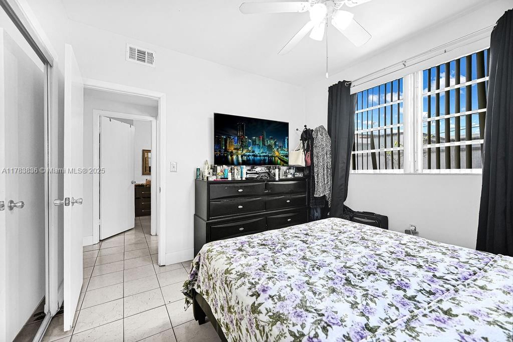 Real estate property located at 5080 5th Ave, Miami-dade, Bonnie Bruce Park, Hialeah, FL