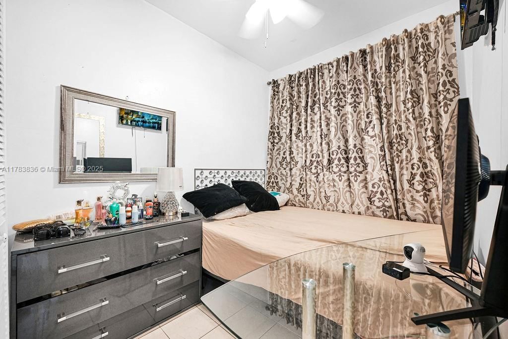 Real estate property located at 5080 5th Ave, Miami-dade, Bonnie Bruce Park, Hialeah, FL