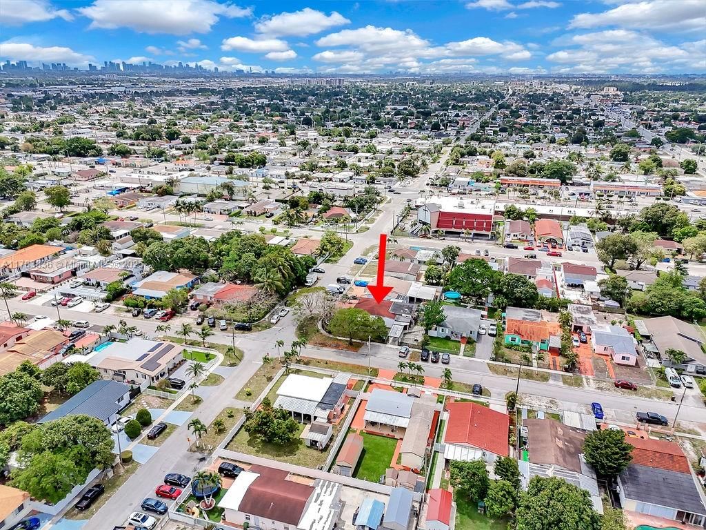 Real estate property located at 5080 5th Ave, Miami-dade, Bonnie Bruce Park, Hialeah, FL