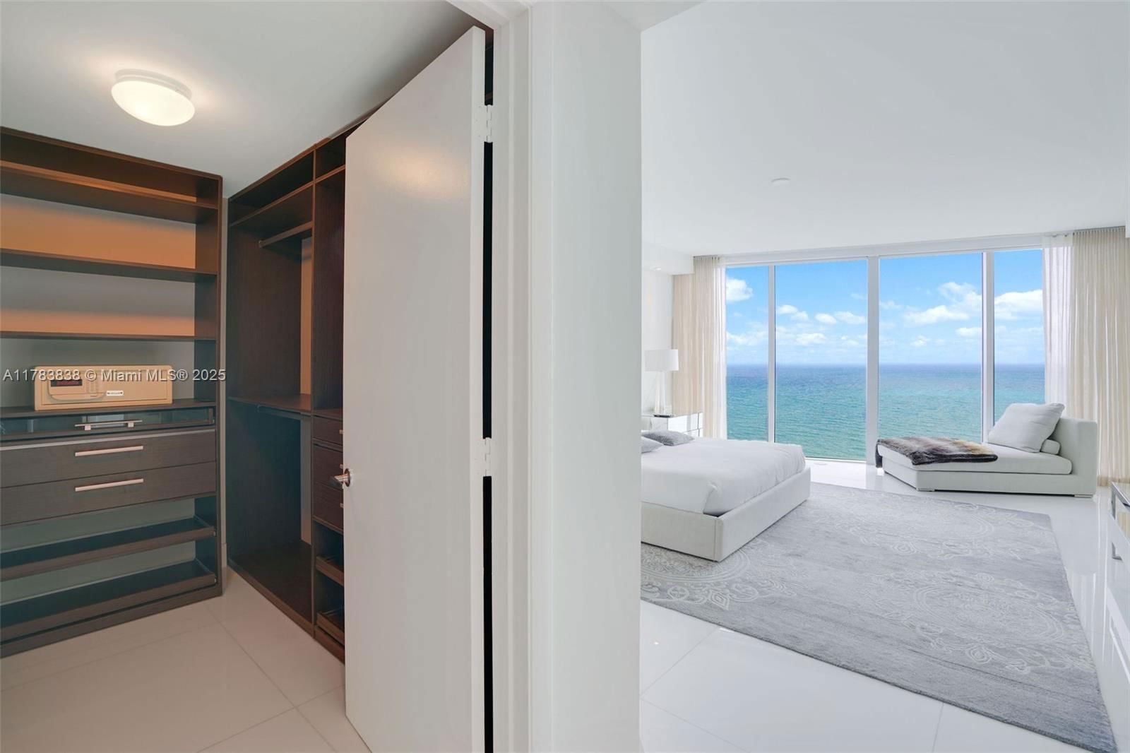 Real estate property located at 2711 Ocean Dr #2803, Broward, 2711 Hollywood Beach Cond, Hollywood, FL