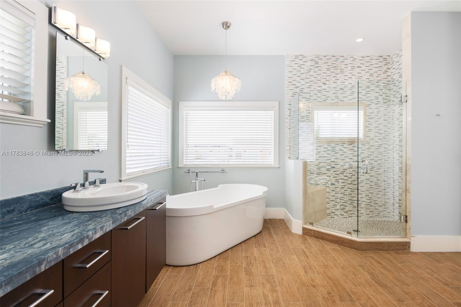 Real estate property located at 1515 Aqueduct Ln, Monroe, Cross Key Waterways Est S, Key Largo, FL