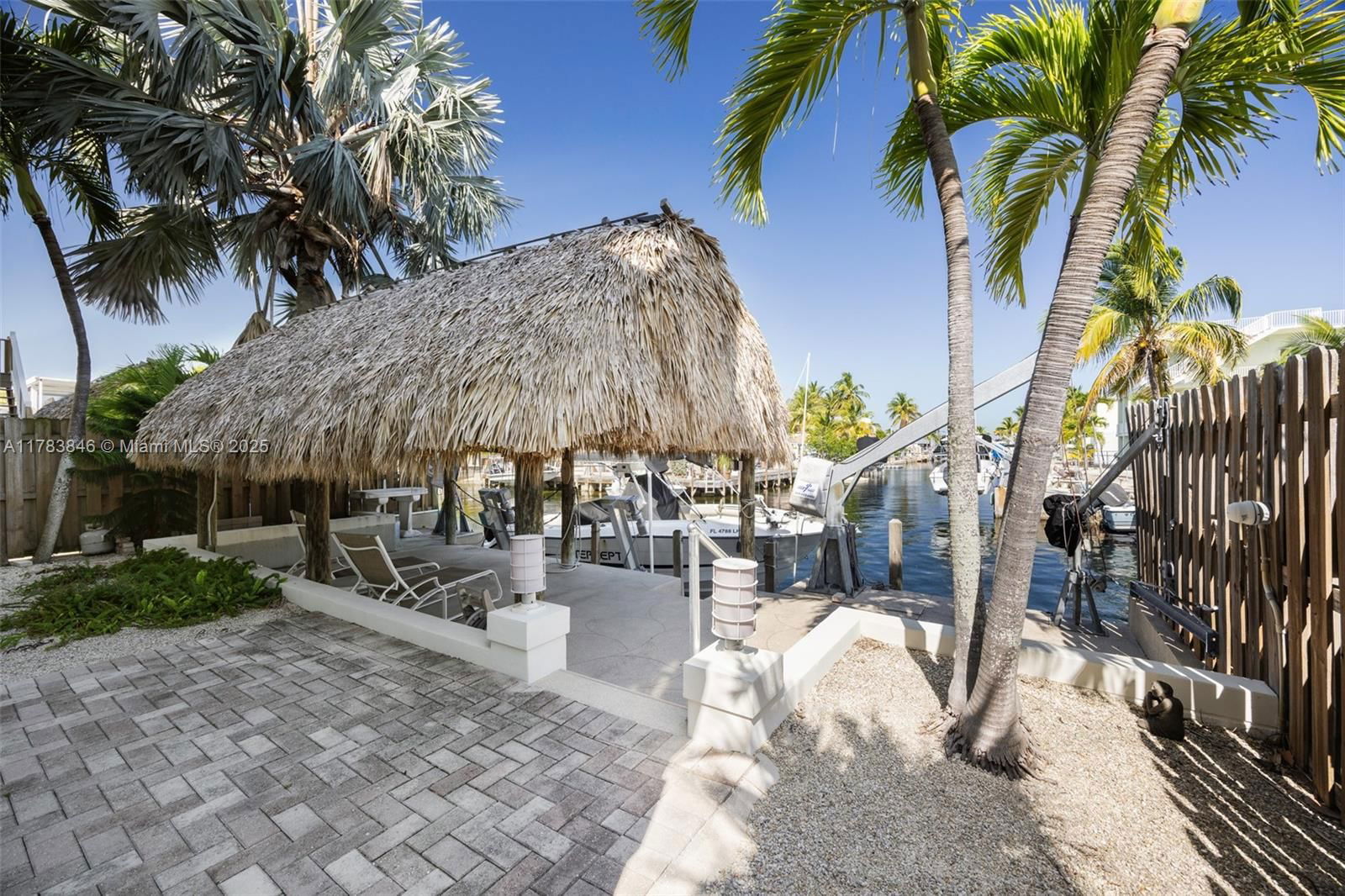Real estate property located at 1515 Aqueduct Ln, Monroe, Cross Key Waterways Est S, Key Largo, FL