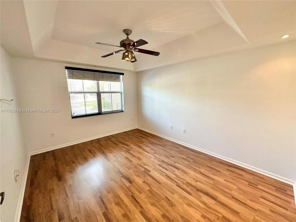 Real estate property located at 11202 83rd St #104, Miami-dade, Promenade Shores At Doral, Doral, FL