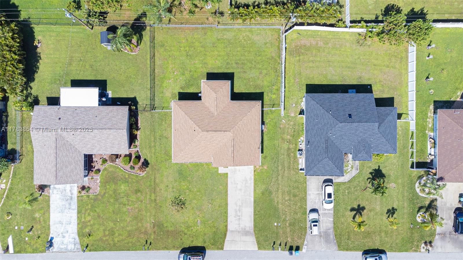 Real estate property located at 305 SE 3RD ST, Lee, Cape Coral, Cape Coral, FL