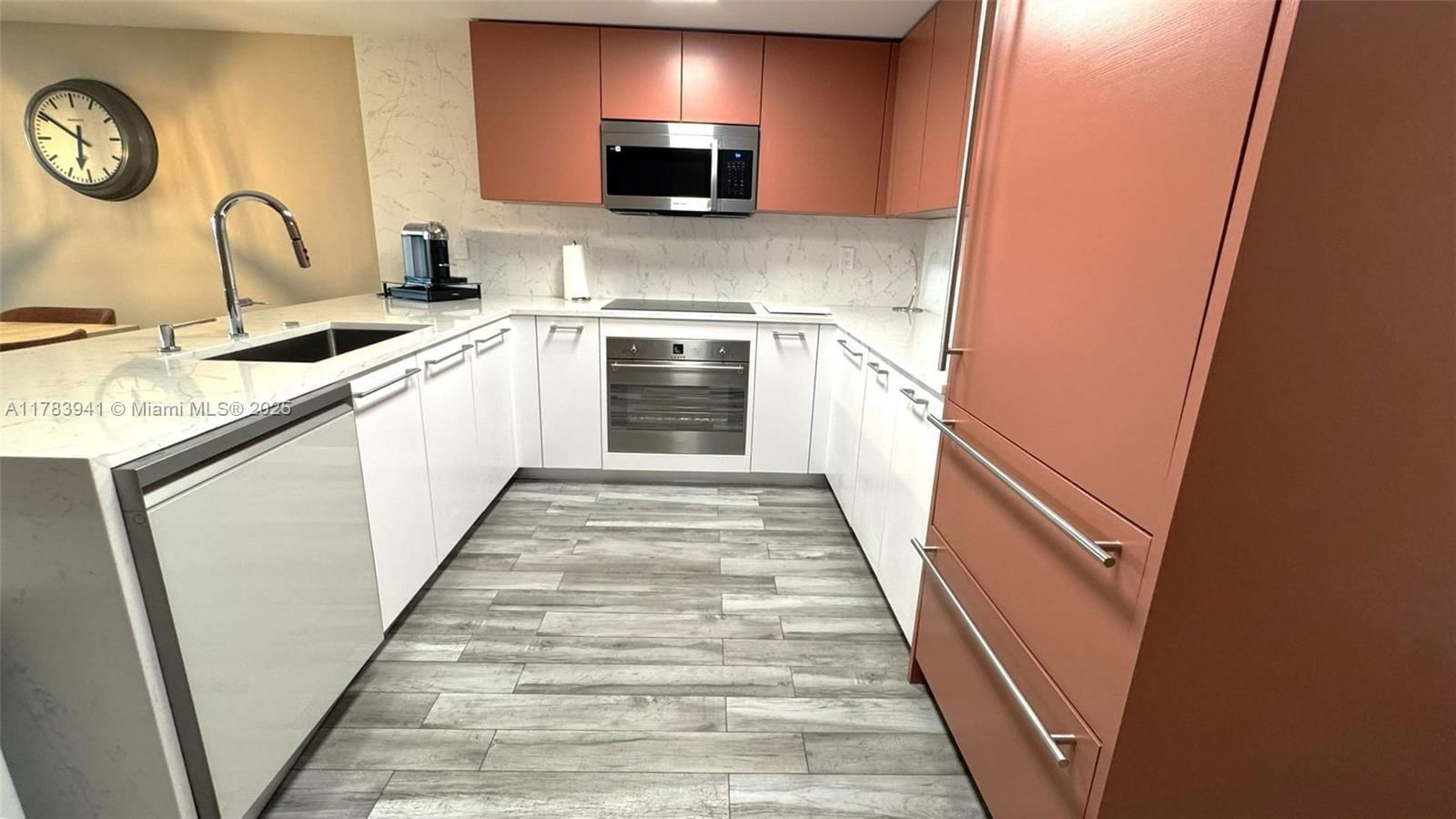 Real estate property located at 400 Sunny Isles Blvd #1702, Miami-dade, 400 Sunny Isles Condo Wes, Sunny Isles Beach, FL