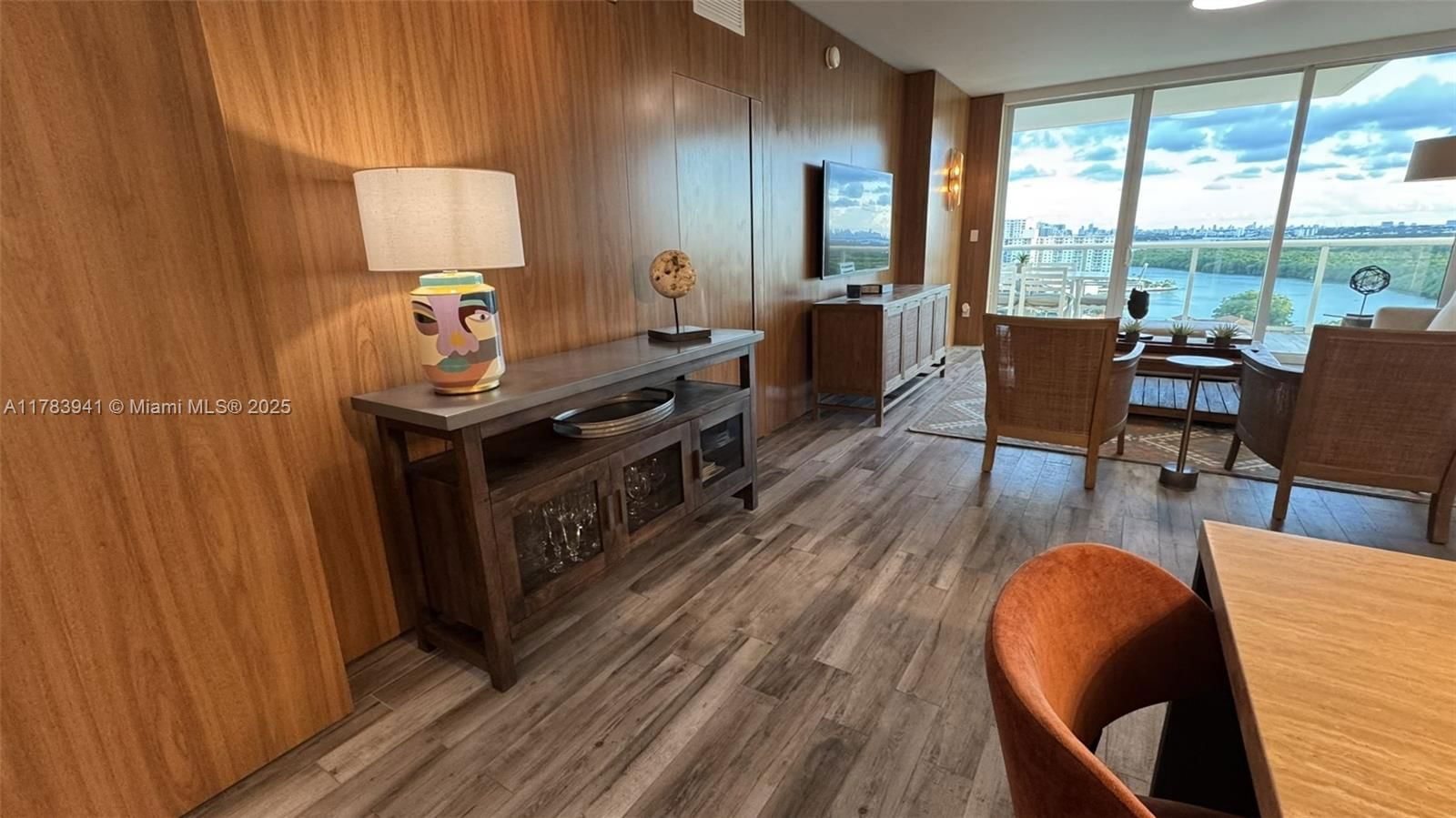 Real estate property located at 400 Sunny Isles Blvd #1702, Miami-dade, 400 Sunny Isles Condo Wes, Sunny Isles Beach, FL