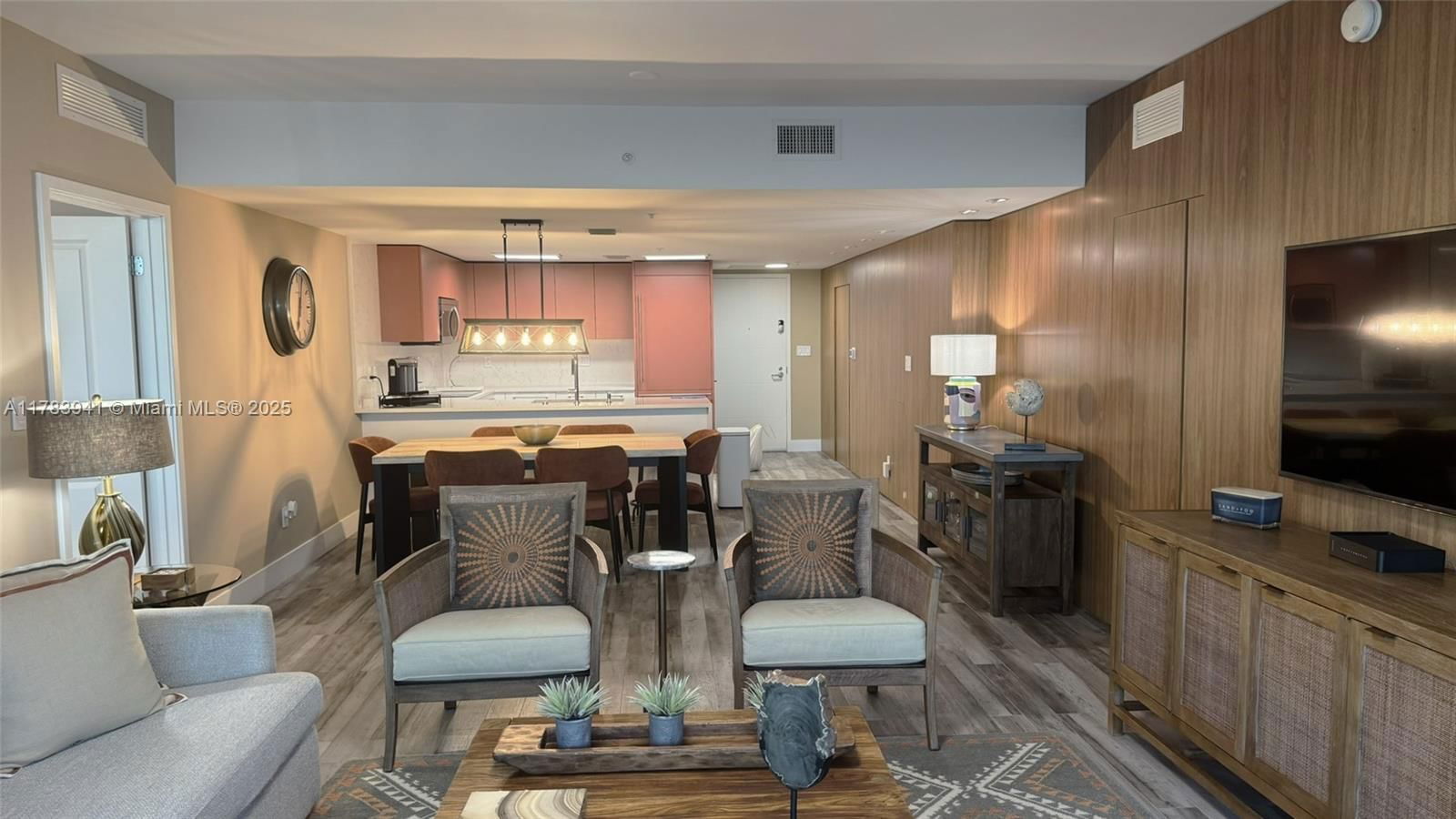 Real estate property located at 400 Sunny Isles Blvd #1702, Miami-dade, 400 Sunny Isles Condo Wes, Sunny Isles Beach, FL