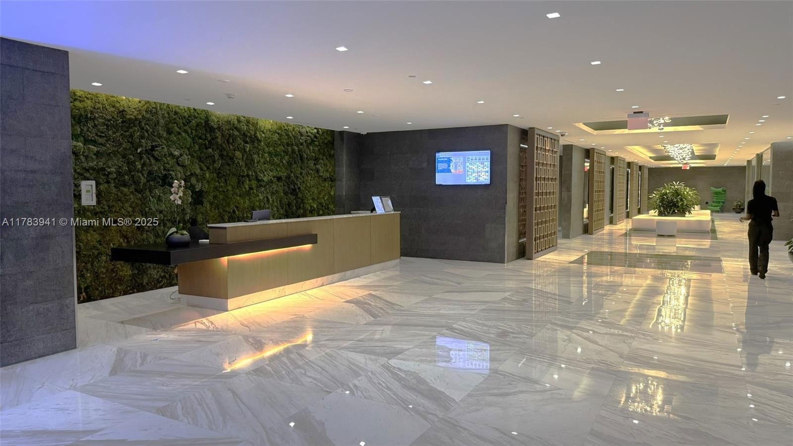 Real estate property located at 400 Sunny Isles Blvd #1702, Miami-dade, 400 Sunny Isles Condo Wes, Sunny Isles Beach, FL