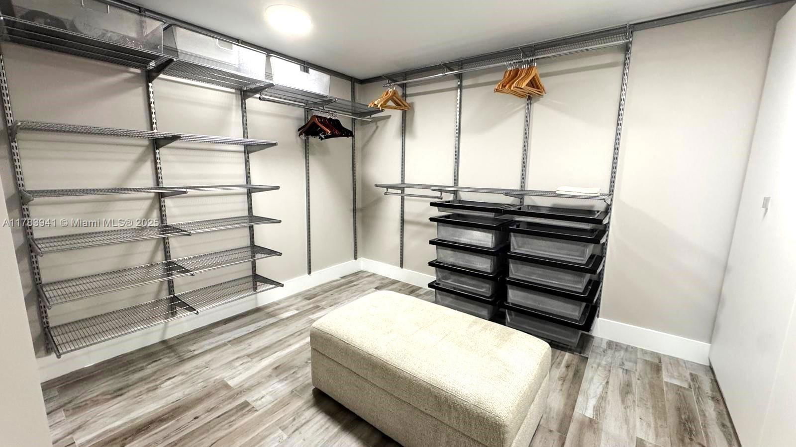 Real estate property located at 400 Sunny Isles Blvd #1702, Miami-dade, 400 Sunny Isles Condo Wes, Sunny Isles Beach, FL