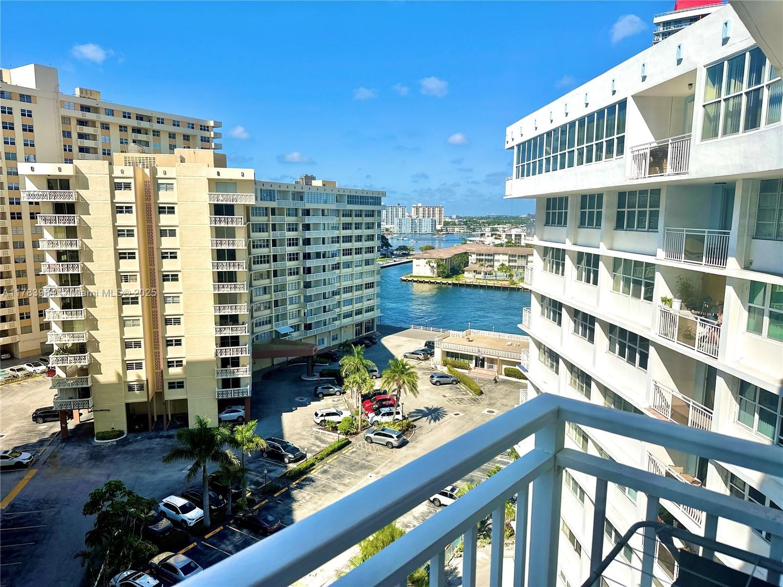 Real estate property located at 1801 Ocean Dr #1042, Broward, Imperial Towers North, Hallandale Beach, FL