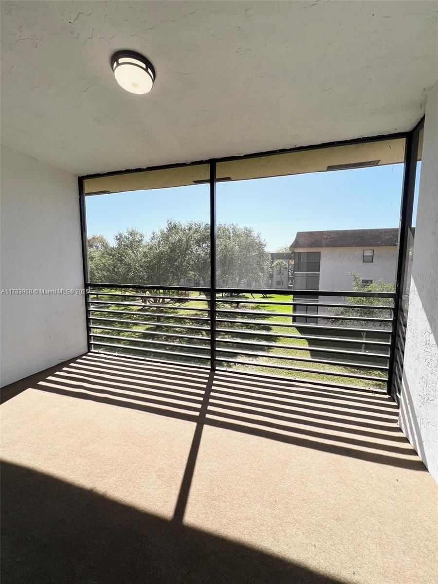 Real estate property located at 6085 Sabal Palm Blvd #308, Broward, Lakes Of Carriage Hills, Tamarac, FL