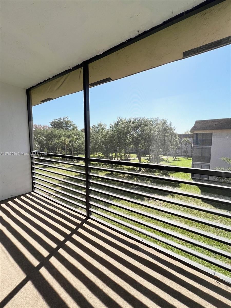 Real estate property located at 6085 Sabal Palm Blvd #308, Broward, Lakes Of Carriage Hills, Tamarac, FL