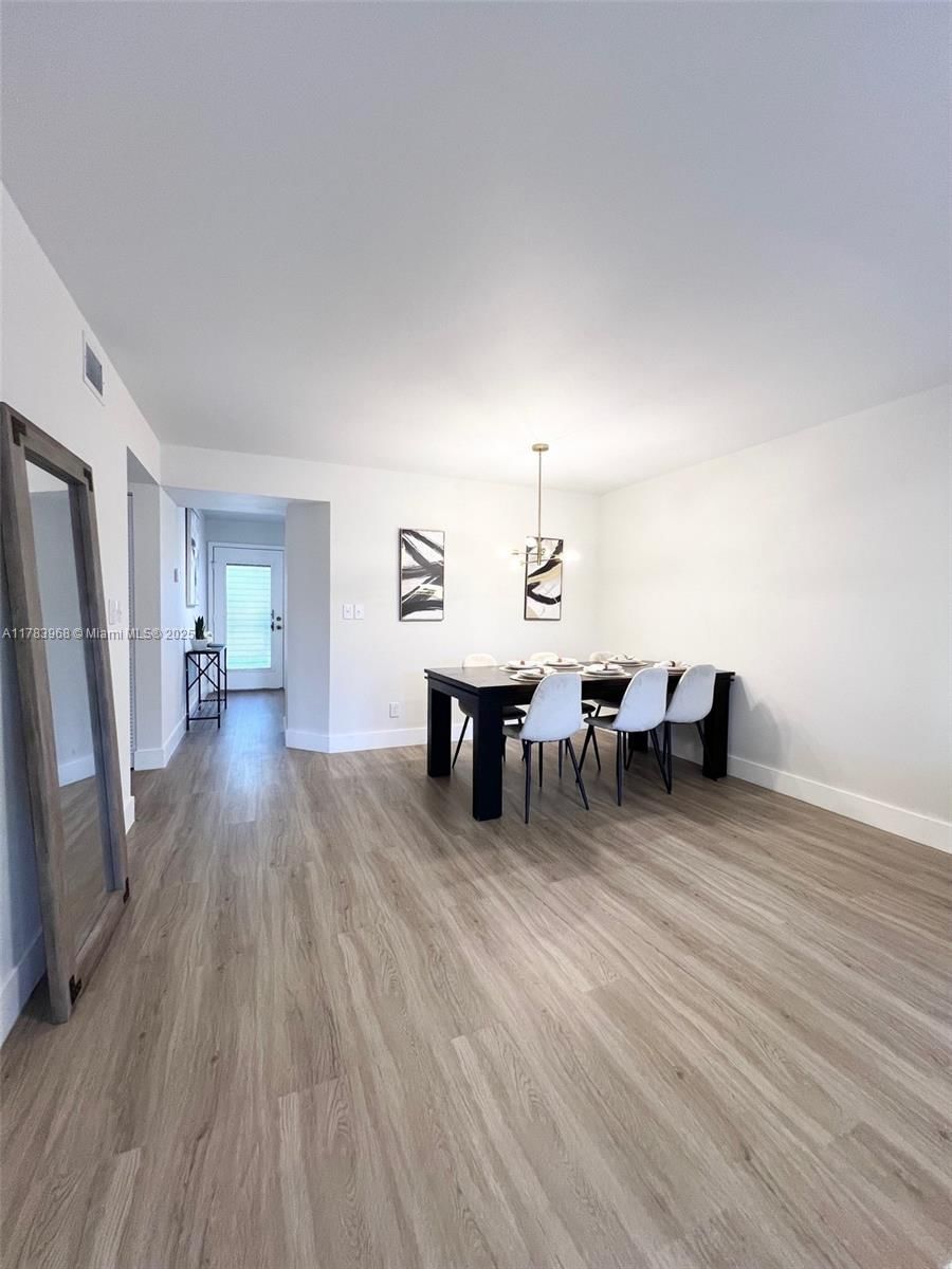 Real estate property located at 6085 Sabal Palm Blvd #308, Broward, Lakes Of Carriage Hills, Tamarac, FL