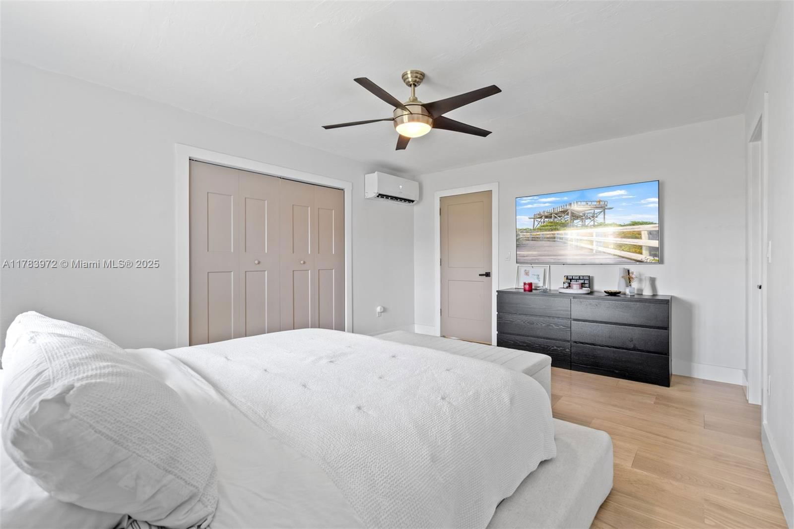 Real estate property located at 9920 35th Ter, Miami-dade, Shermac Sub, Miami, FL