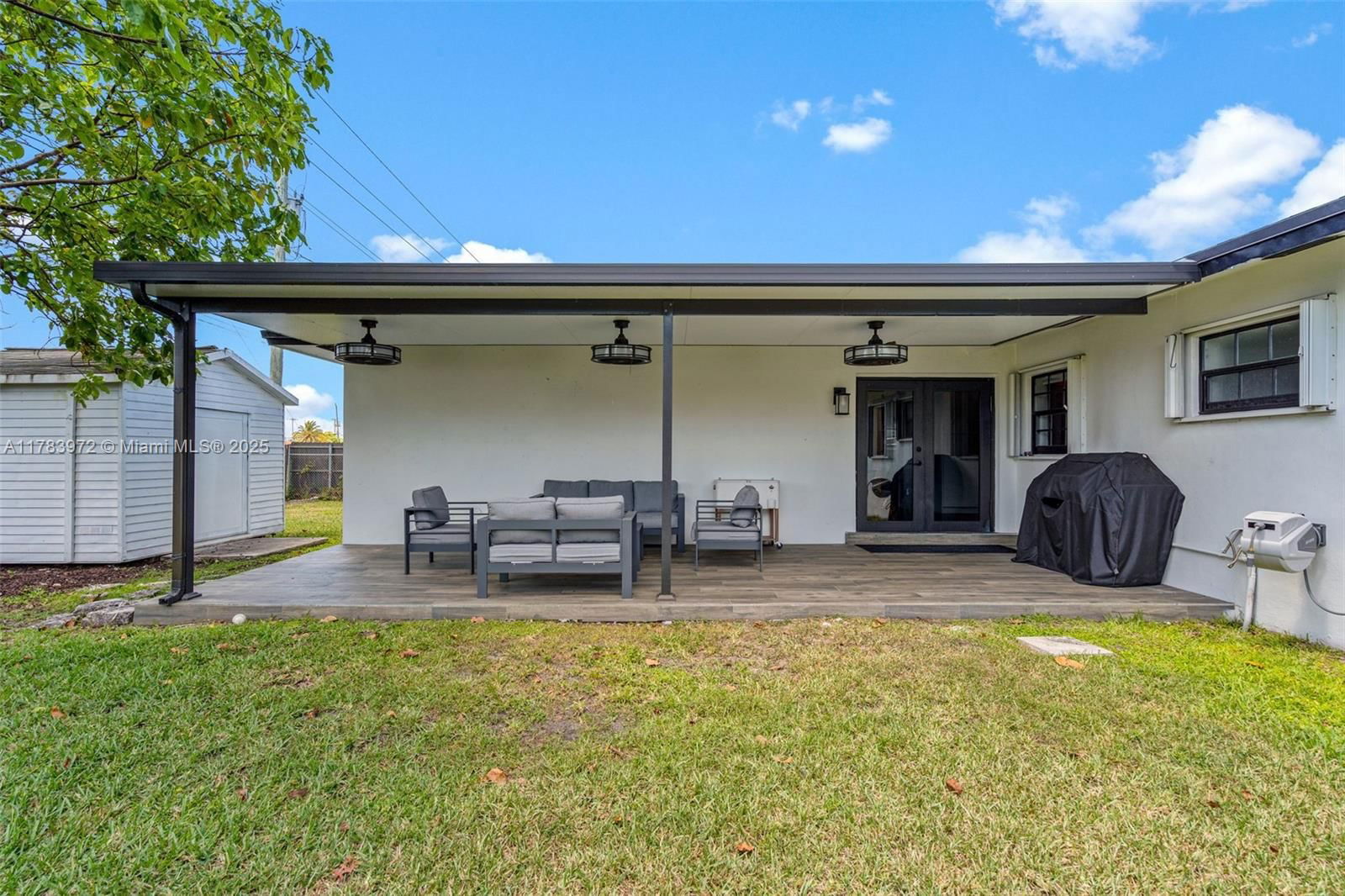Real estate property located at 9920 35th Ter, Miami-dade, Shermac Sub, Miami, FL
