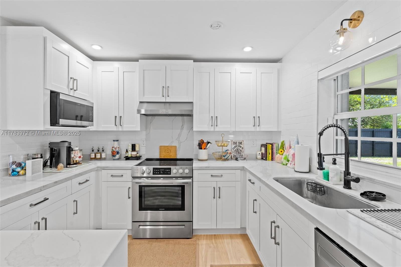 Real estate property located at 9920 35th Ter, Miami-dade, Shermac Sub, Miami, FL