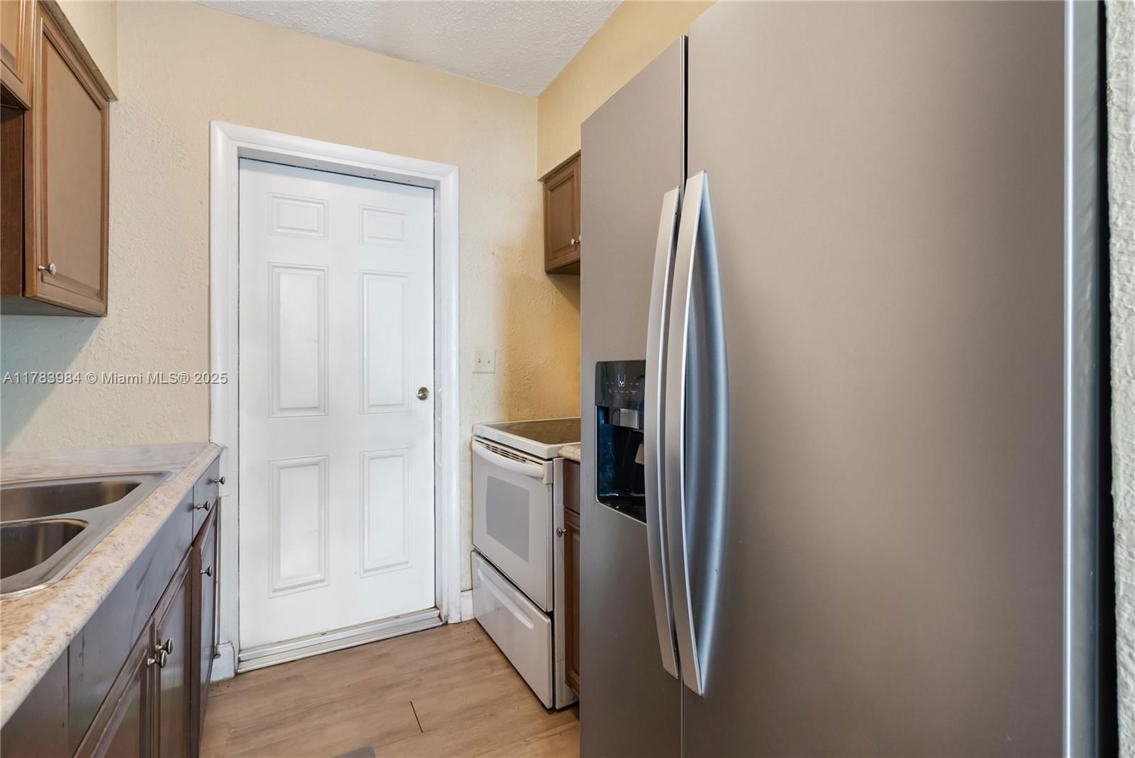 Real estate property located at 810 Arizona Ave, Broward, Melrose Park Section 3, Fort Lauderdale, FL