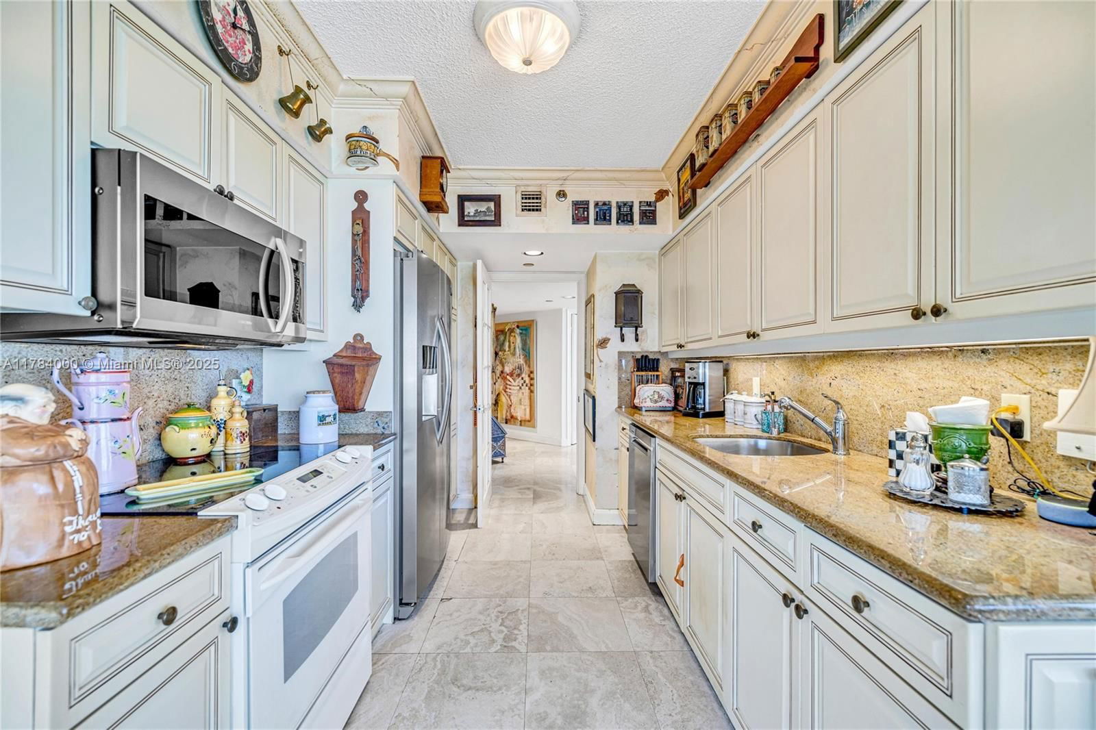 Real estate property located at 16445 Collins Ave #1121, Miami-dade, Oceania Ii Condo, Sunny Isles Beach, FL