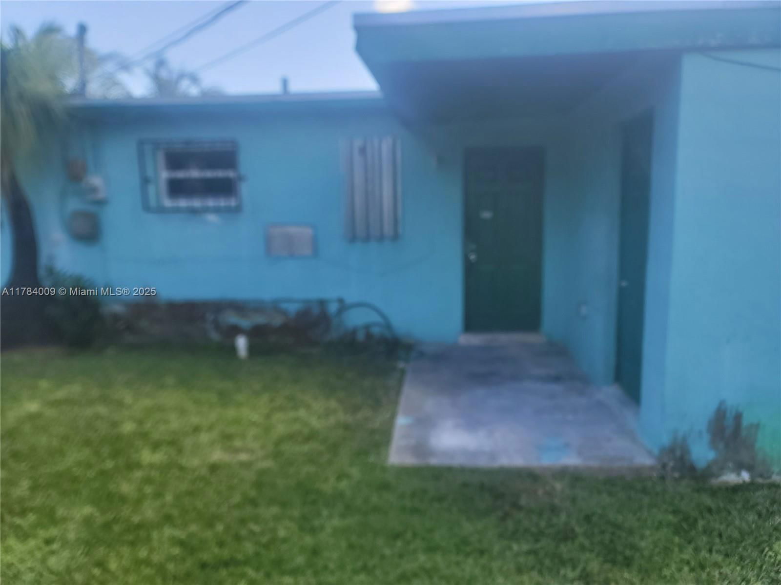 Real estate property located at 10735 224th St, Miami-dade, Lincoln Estates 1st Addn, Miami, FL