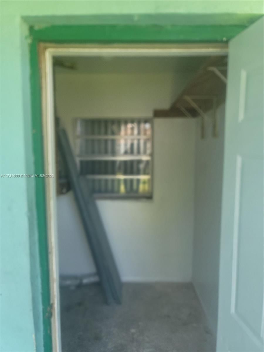 Real estate property located at 10735 224th St, Miami-dade, Lincoln Estates 1st Addn, Miami, FL