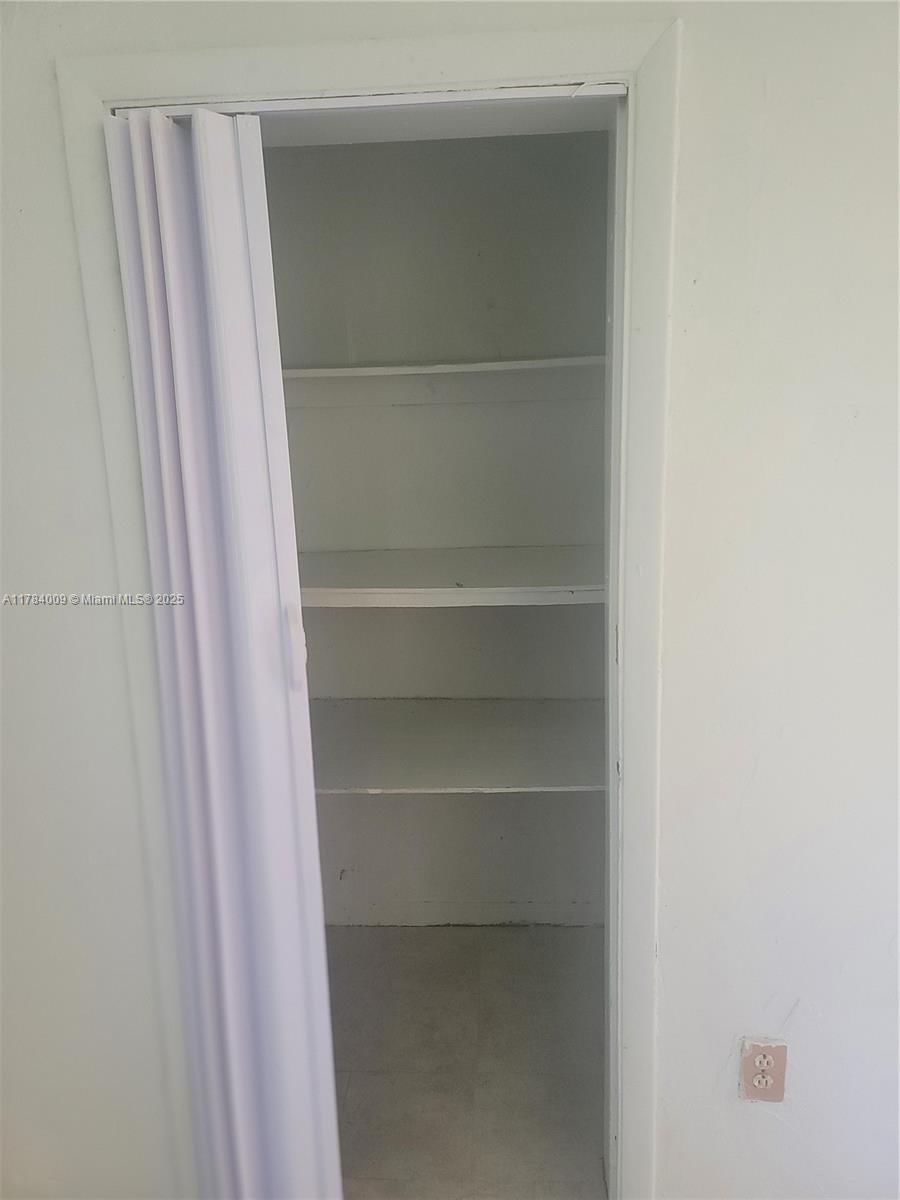 Real estate property located at 10735 224th St, Miami-dade, Lincoln Estates 1st Addn, Miami, FL