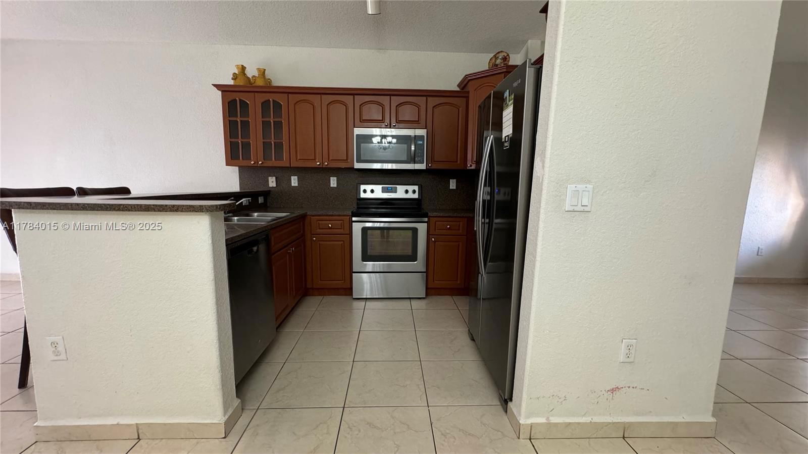 Real estate property located at 7733 200th St, Miami-dade, North Palm Estates Homes, Hialeah, FL