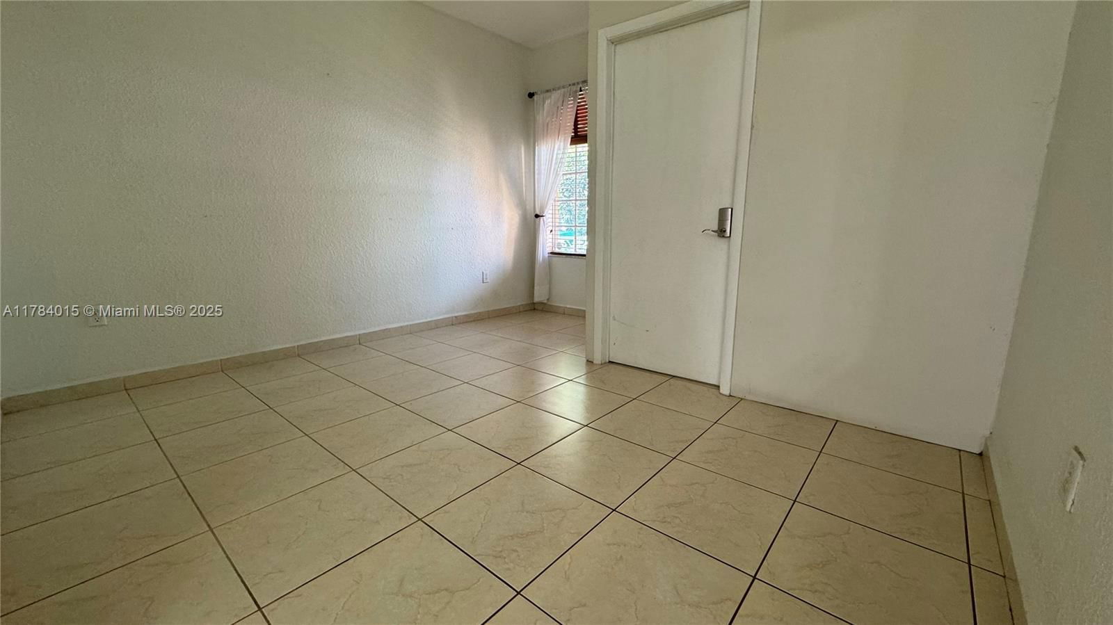 Real estate property located at 7733 200th St, Miami-dade, North Palm Estates Homes, Hialeah, FL