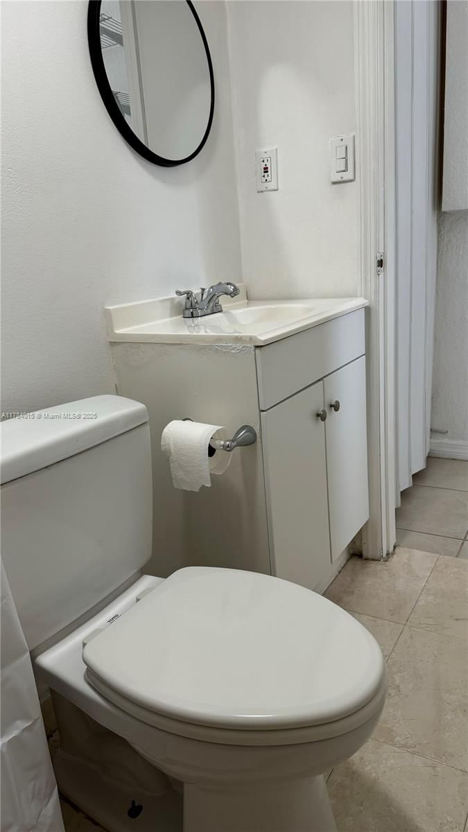 Real estate property located at 7733 200th St, Miami-dade, North Palm Estates Homes, Hialeah, FL