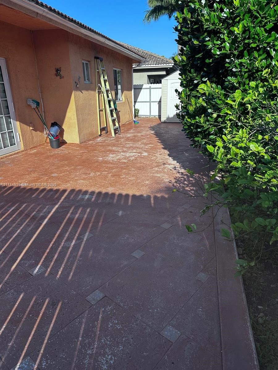 Real estate property located at 7733 200th St, Miami-dade, North Palm Estates Homes, Hialeah, FL