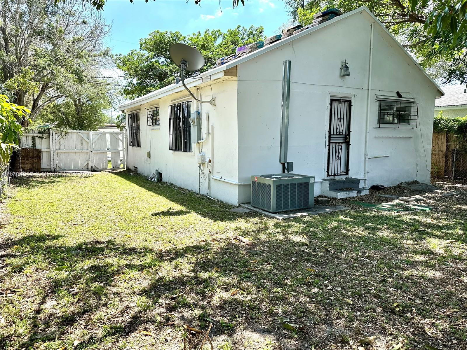 Real estate property located at 1423 69th St, Miami-dade, North Liberty City Amd, Miami, FL