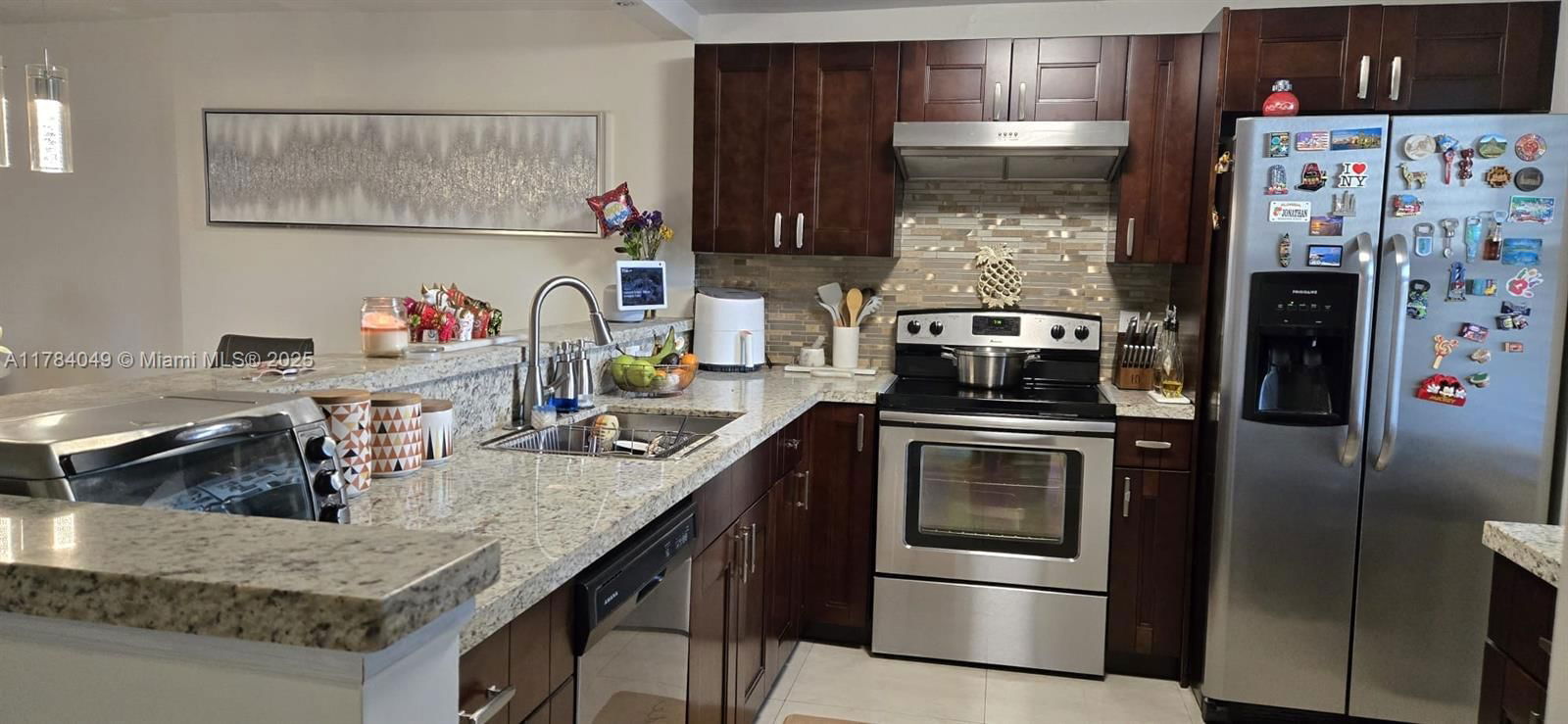 Real estate property located at 431 3rd St #205, Broward, Meadowbrook Lakes View Bl, Dania Beach, FL