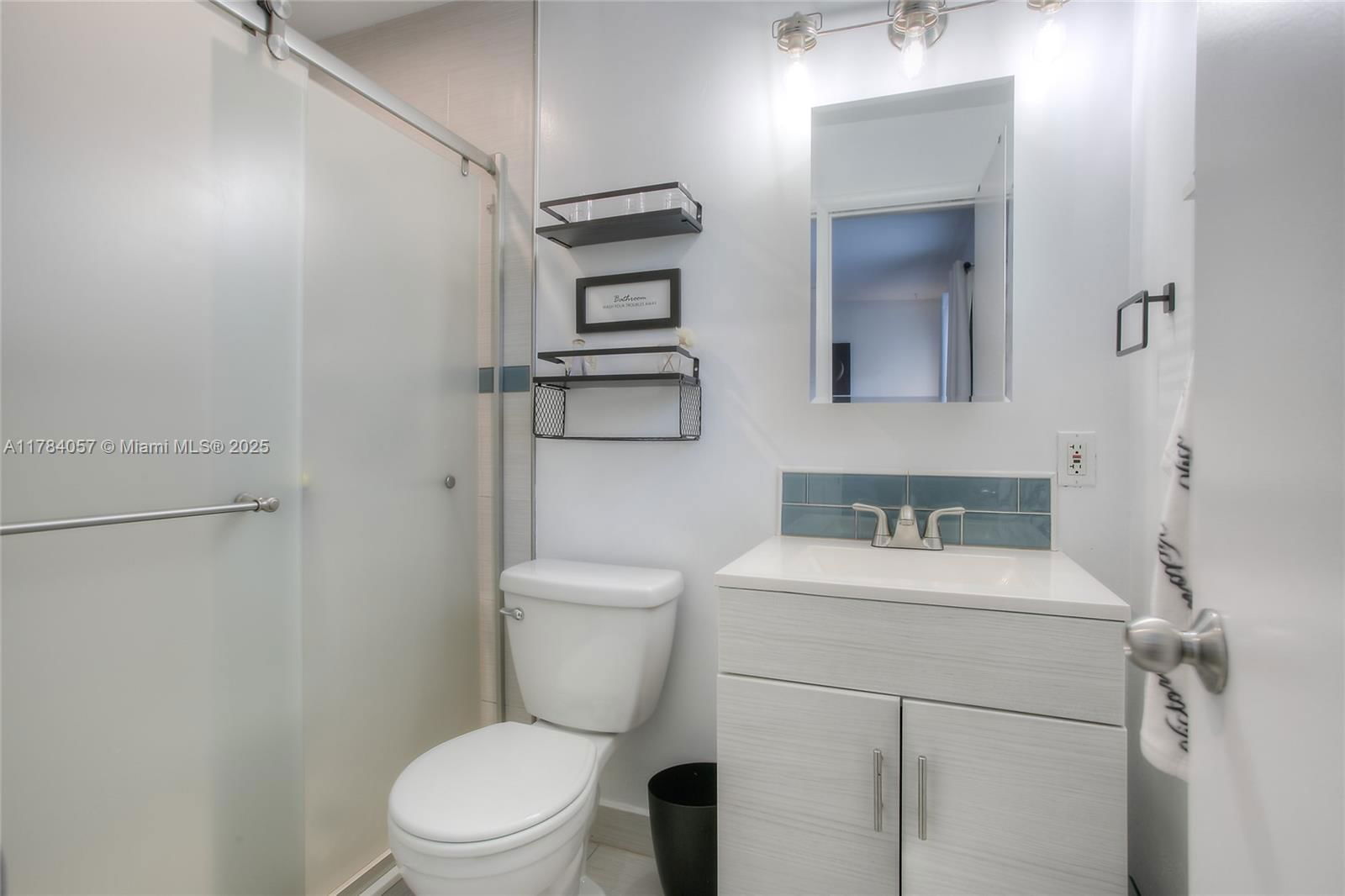 Real estate property located at 7790 15th St, Broward, Boulevard Heights Sec 8, Pembroke Pines, FL
