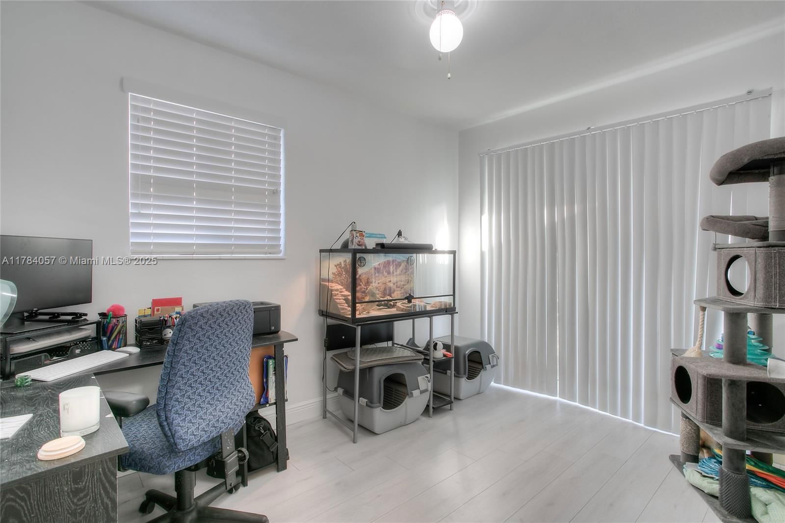 Real estate property located at 7790 15th St, Broward, Boulevard Heights Sec 8, Pembroke Pines, FL