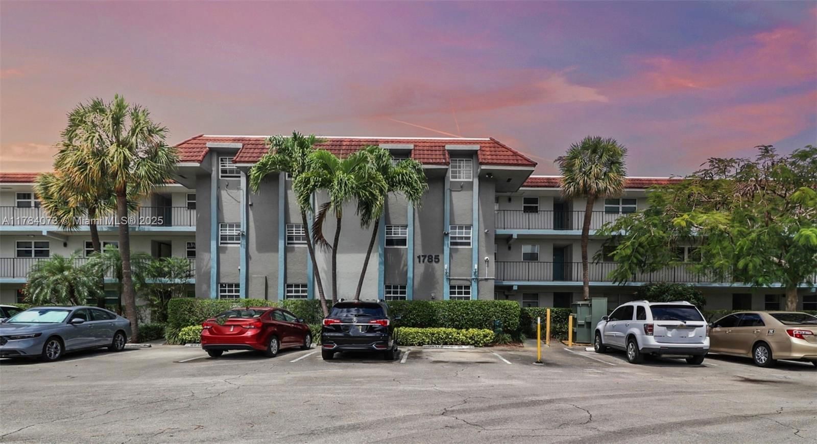 Real estate property located at 1785 Andrews Sq #308E, Broward, Hidden Harbor Condominium, Fort Lauderdale, FL