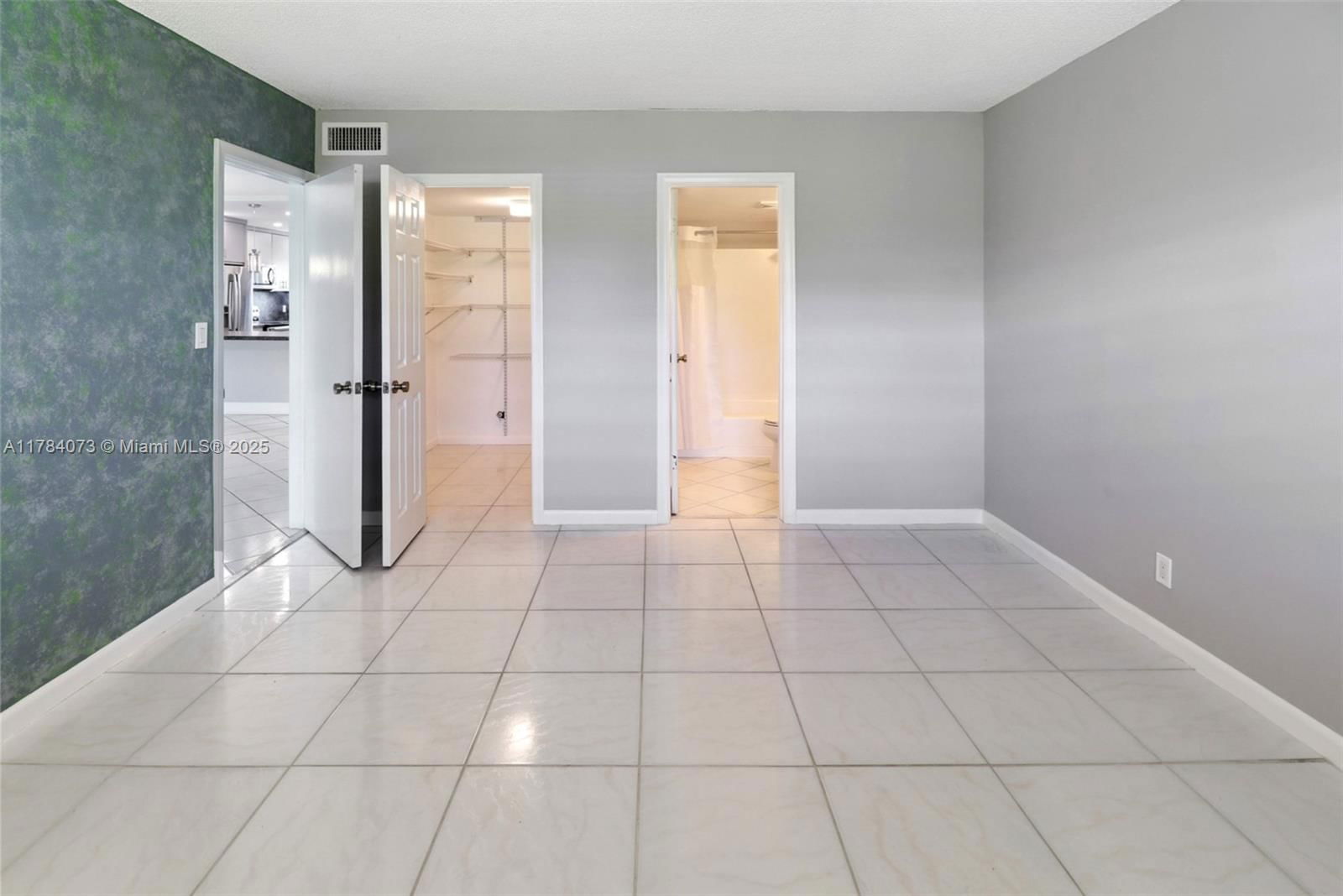 Real estate property located at 1785 Andrews Sq #308E, Broward, Hidden Harbor Condominium, Fort Lauderdale, FL