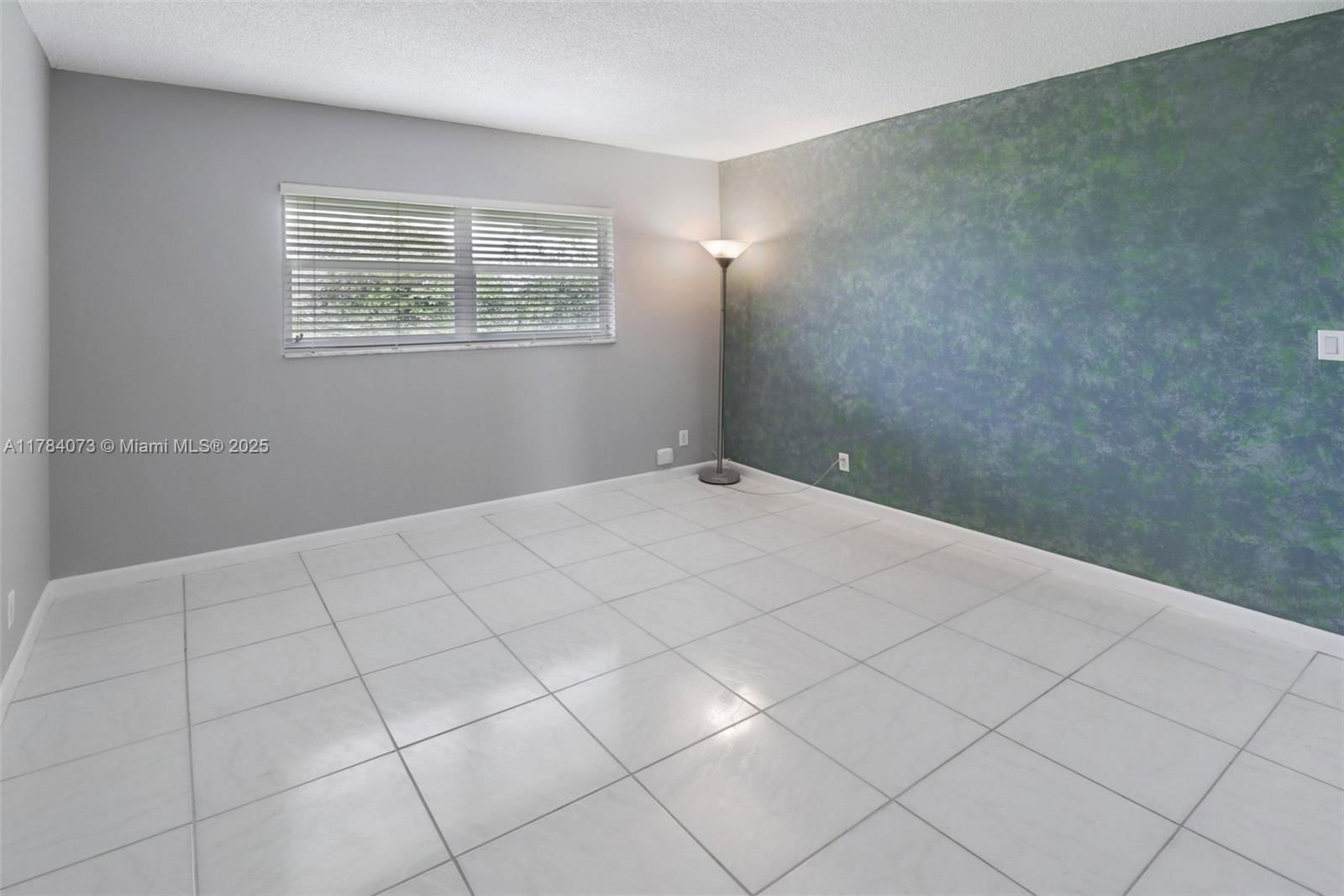 Real estate property located at 1785 Andrews Sq #308E, Broward, Hidden Harbor Condominium, Fort Lauderdale, FL