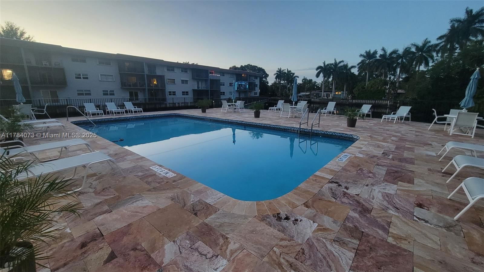 Real estate property located at 1785 Andrews Sq #308E, Broward, Hidden Harbor Condominium, Fort Lauderdale, FL