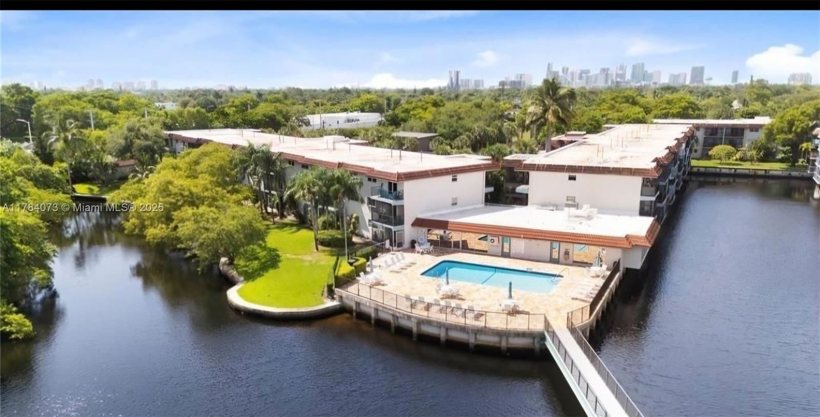 Real estate property located at 1785 Andrews Sq #308E, Broward, Hidden Harbor Condominium, Fort Lauderdale, FL