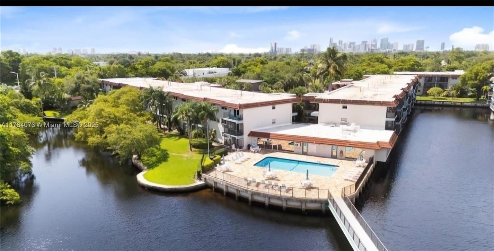 Real estate property located at 1785 Andrews Sq #308E, Broward, Hidden Harbor Condominium, Fort Lauderdale, FL