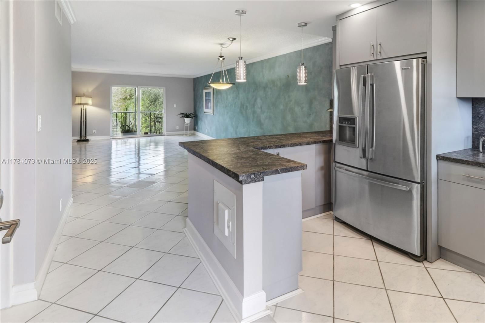 Real estate property located at 1785 Andrews Sq #308E, Broward, Hidden Harbor Condominium, Fort Lauderdale, FL