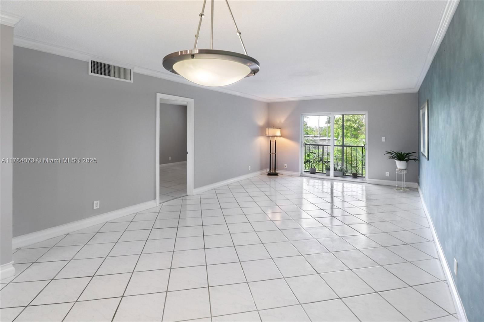 Real estate property located at 1785 Andrews Sq #308E, Broward, Hidden Harbor Condominium, Fort Lauderdale, FL
