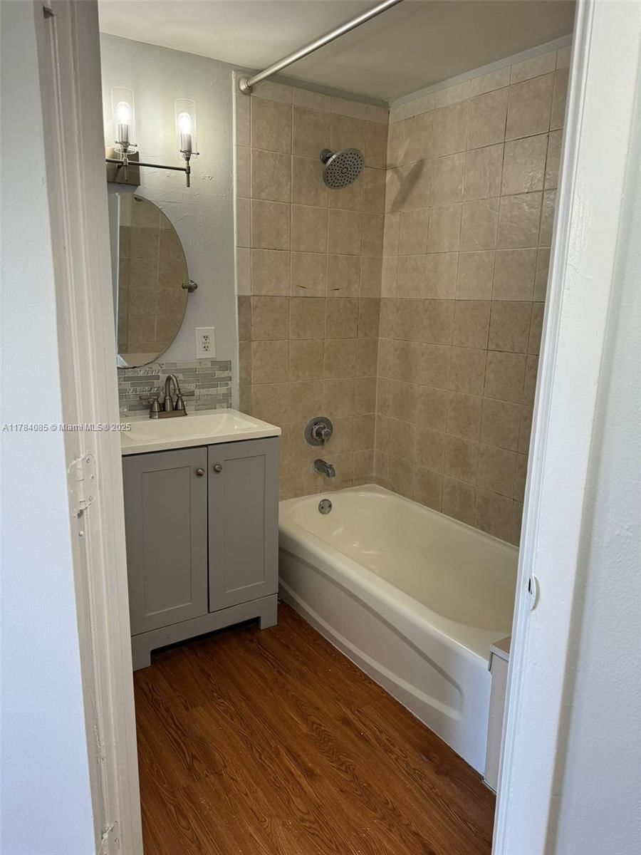 Real estate property located at 103 6th Ave #2, Miami-dade, River Point Condo, Miami, FL