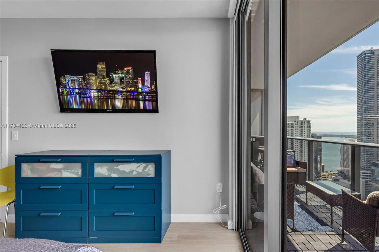 Real estate property located at 45 9th St #3804, Miami-dade, Brickell Heights East Con, Miami, FL