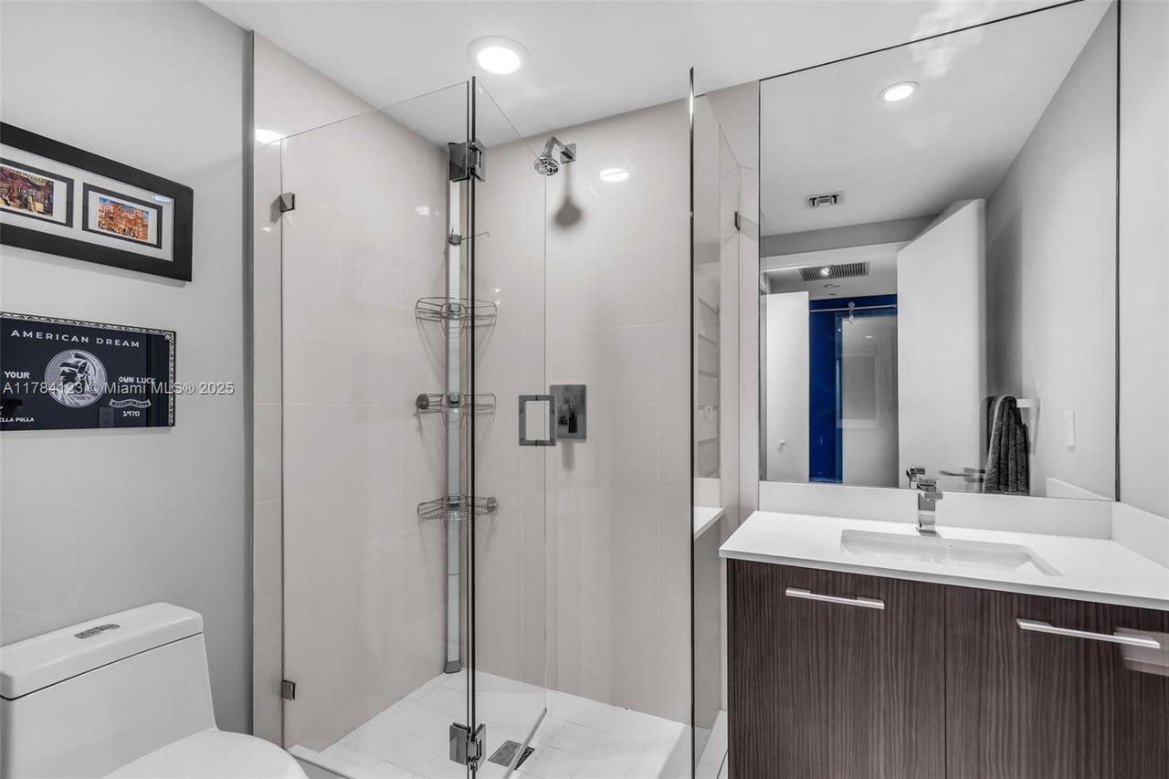 Real estate property located at 45 9th St #3804, Miami-dade, Brickell Heights East Con, Miami, FL