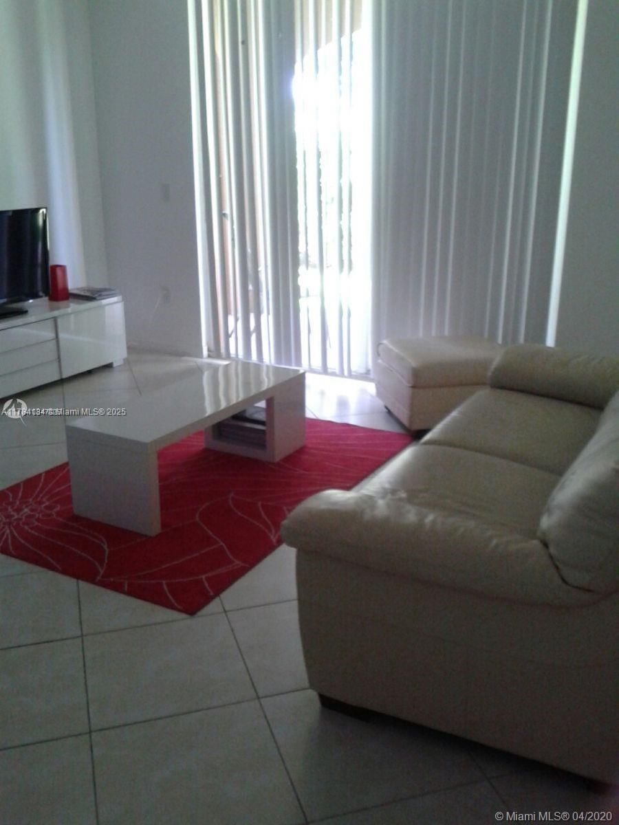 Real estate property located at 19501 Country Club Dr #104, Miami-dade, The Yacht Club At Aventur, Aventura, FL